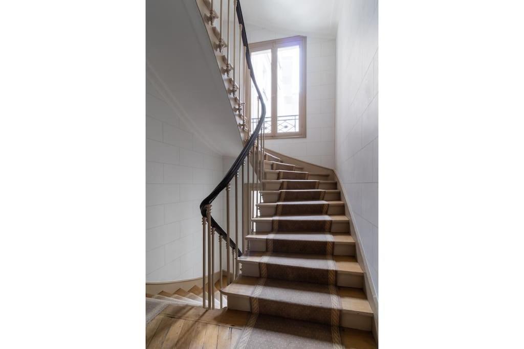 21#appart Hotel#1bedroom#4pers#paris 16#ac Parijs